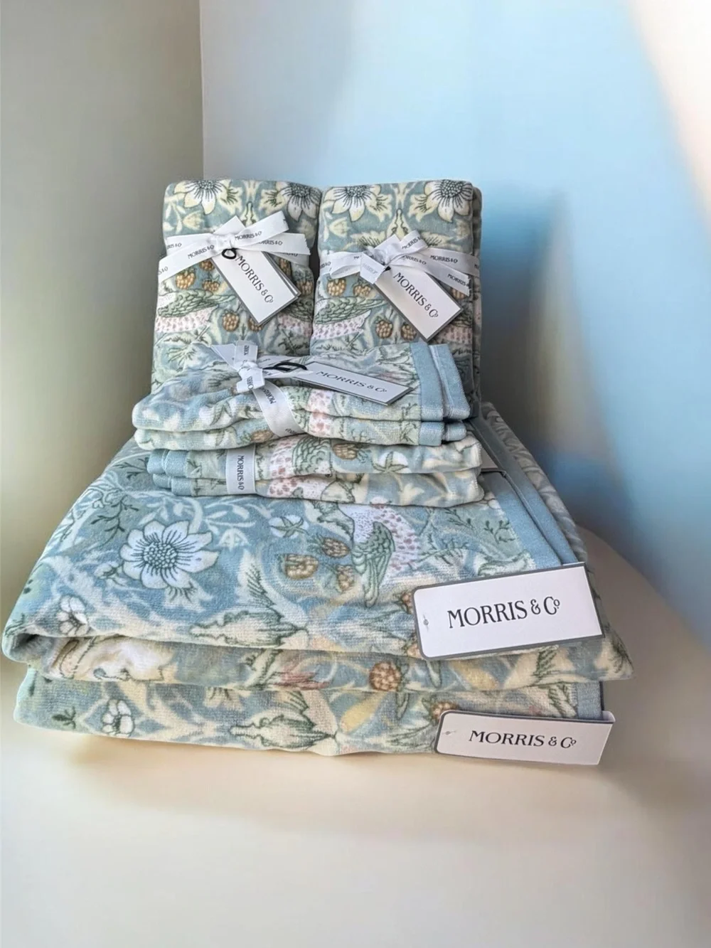 10 pieces Blue Floral birds towels set 2 bath towel,4 hand towel,4 finger tips